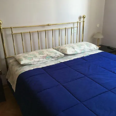 Eden Apartment *